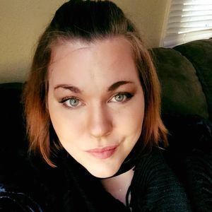 Meet your Posher, Candice